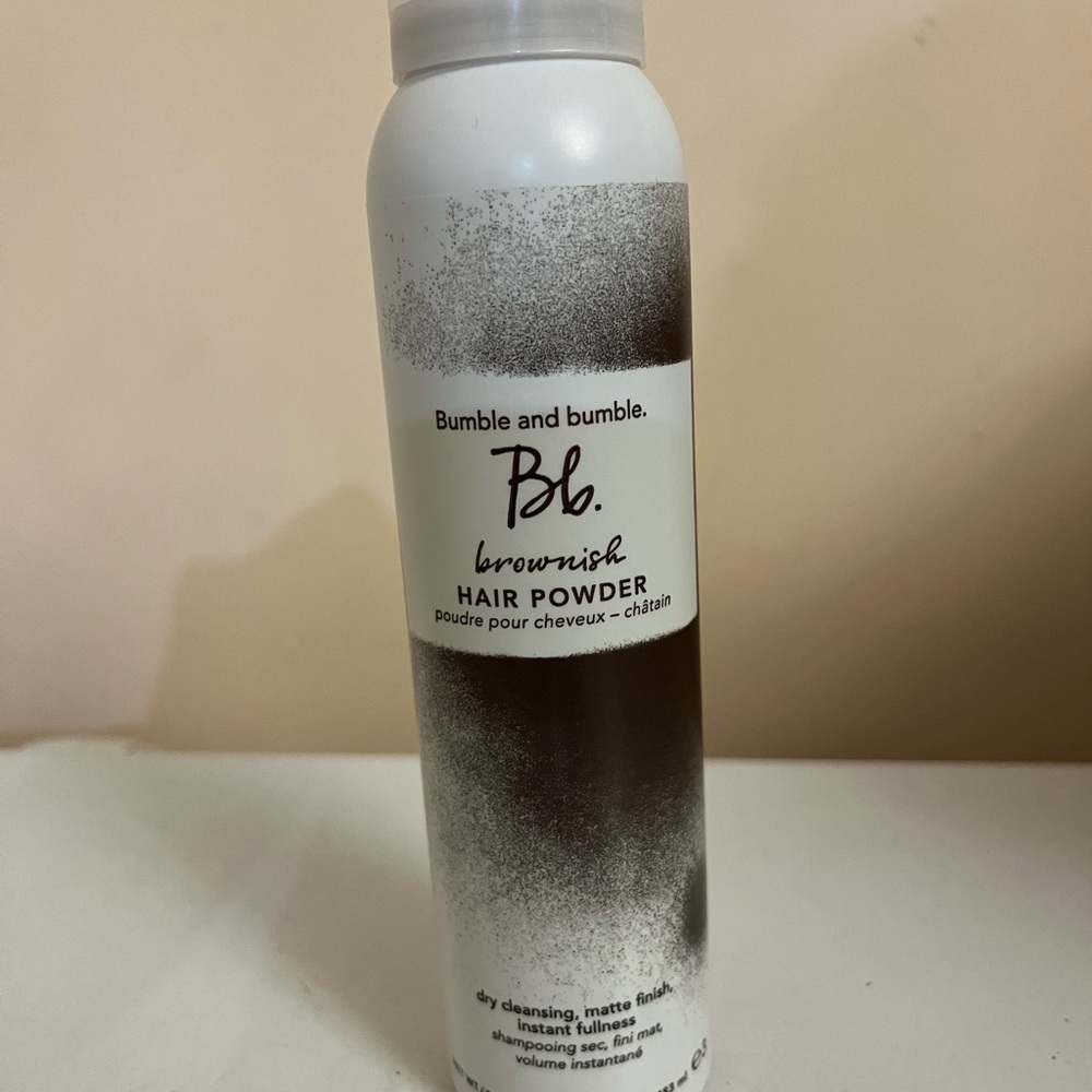 Bumble and bumble Brownish Hair Powder.